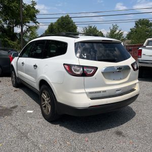 2017 Chevrolet TRAVERSE LT — фото 5