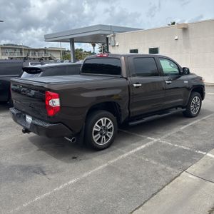 TOYOTA TUNDRA - 8