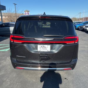 CHRYSLER PACIFICA TOURING L - 7