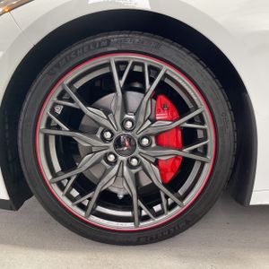 2025 Chevrolet CORVETTE STINGRAY — миниатюра 16