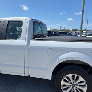 FORD F-150 XL - 6