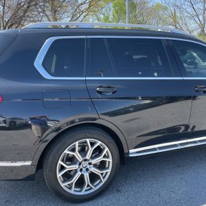 BMW X7 XDRIVE40I - 9
