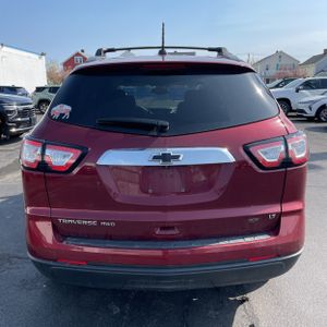 CHEVROLET TRAVERSE LT - 7