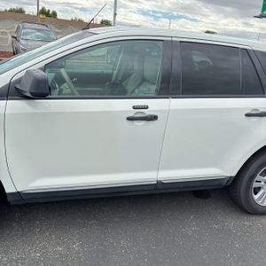 FORD EDGE SE - 4