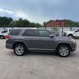 2011 Toyota 4RUNNER LIMITED — фото 10