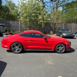 FORD MUSTANG GT PREMIUM - 10
