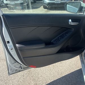صورة مصغرة 63 لـ 2017 KIA FORTE LX
