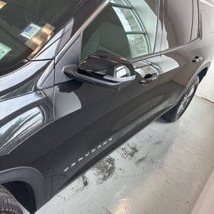 CHEVROLET TRAVERSE LT - 3