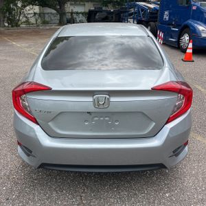 HONDA CIVIC LX - 7