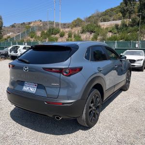 صورة 8 لـ 2023 Mazda CX-30 CARBON EDITION