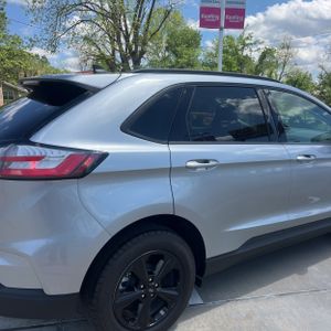 FORD EDGE SE - 9