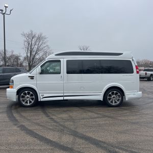 CHEVROLET EXPRESS 2500 - 3