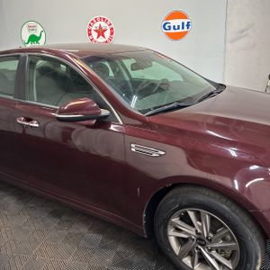 صورة 13 لـ 2020 KIA OPTIMA LX