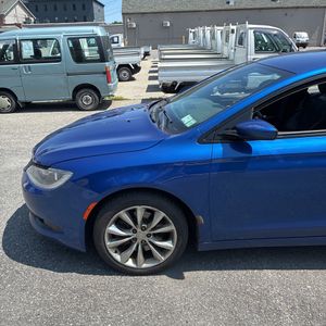 2015 Chrysler 200 S — миниатюра 47
