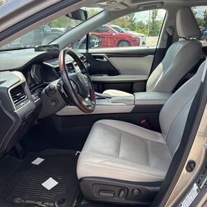 صورة مصغرة 31 لـ 2020 Lexus RX 350 BASE