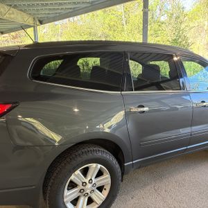 CHEVROLET TRAVERSE LT - 9