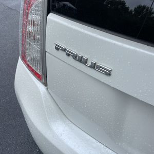 صورة مصغرة 23 لـ 2012 Toyota PRIUS THREE