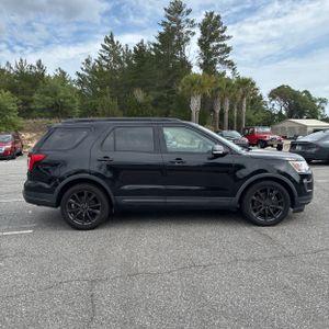 FORD EXPLORER XLT - 10