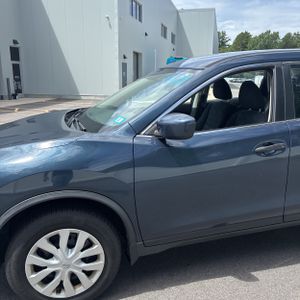 2016 Nissan ROGUE S — фото 2
