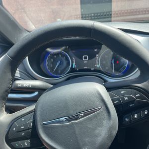 2025 Chrysler PACIFICA LIMITED — миниатюра 58