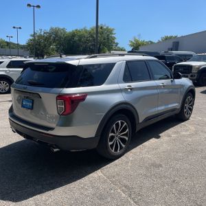 FORD EXPLORER ST-LINE - 8