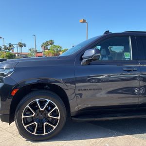 CHEVROLET SUBURBAN RST - 2