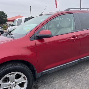 FORD EDGE SEL - 2