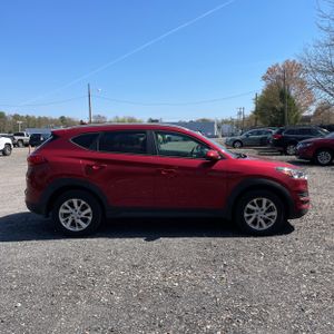 HYUNDAI TUCSON VALUE - 10