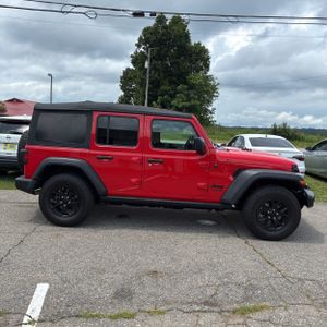 2022 JEEP WRANGLER UNLIMITED WILLYS SPORT — фото 10