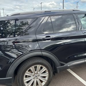 FORD EXPLORER HYBRID LIMITED - 9