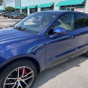 2024 Porsche MACAN S 照片 2