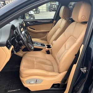 2017 Porsche MACAN BASE 照片 31