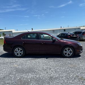 FORD FUSION SE - 10