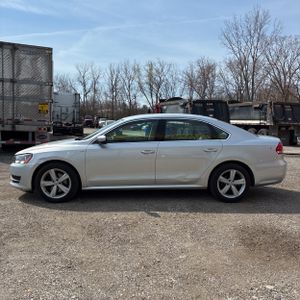 VOLKSWAGEN PASSAT 1.8T WOLFSBURG EDITION - 3