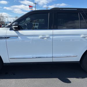 LINCOLN NAVIGATOR BLACK LABEL - 4
