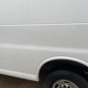 CHEVROLET EXPRESS 2500 - 6