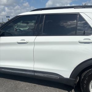 FORD EXPLORER XLT - 4