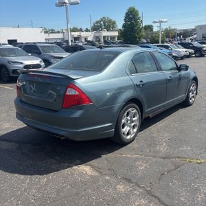 FORD FUSION SE - 8