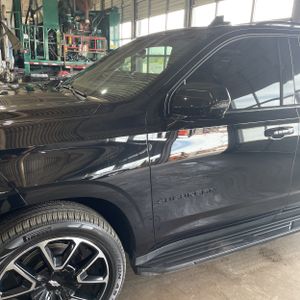 CHEVROLET SUBURBAN RST - 2