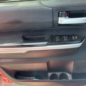 2020 Toyota TUNDRA SR5 缩略图 73