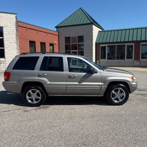 JEEP GRAND CHEROKEE OVERLAND - 10