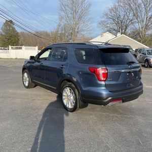 FORD EXPLORER XLT - 5