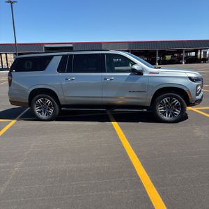 CHEVROLET SUBURBAN Z71 - 10