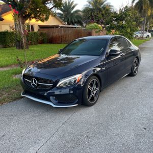 صورة 1 لـ 2018 Mercedes-BENZ C-CLASS AMG