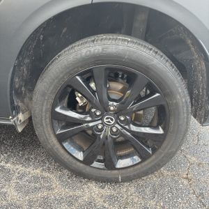 صورة مصغرة 18 لـ 2025 Mazda CX-30 2.5 S CARBON EDITION