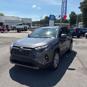 2023 Toyota RAV4 LIMITED — фото 1