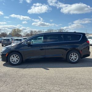 CHRYSLER PACIFICA SELECT - 3