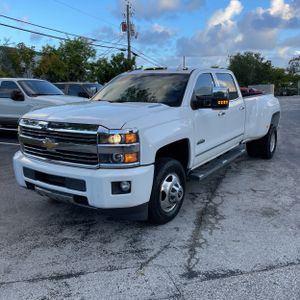 CHEVROLET SILVERADO 3500HD HIGH COUNTRY - 1