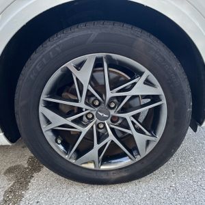 صورة 20 لـ 2022 Genesis GV70 2.5T STANDARD