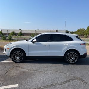 2019 Porsche CAYENNE S — фото 3